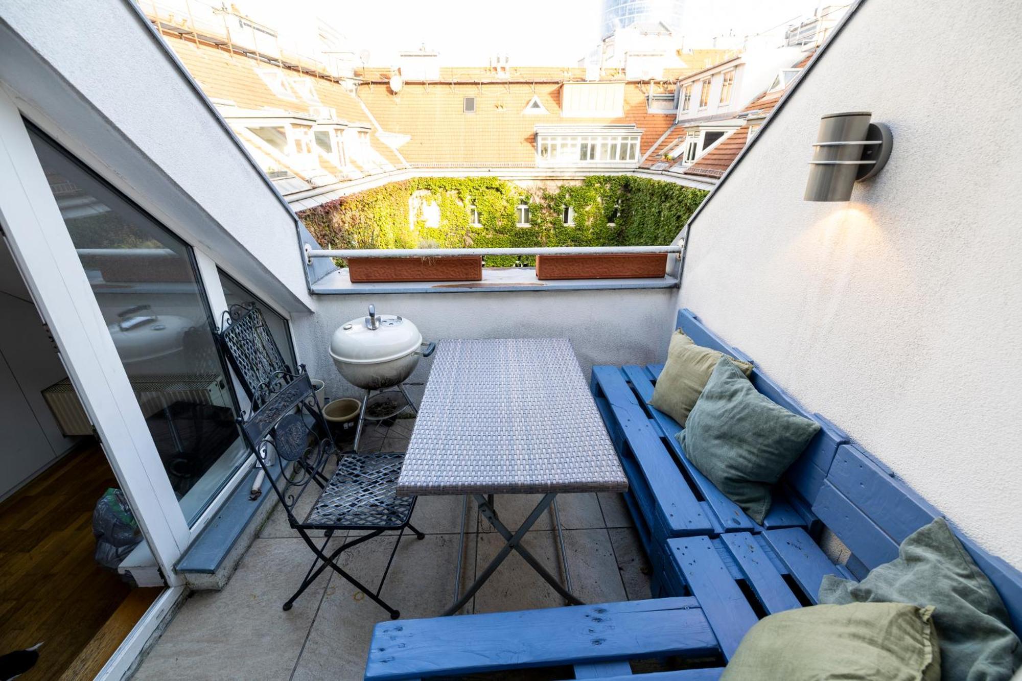 Luxurious Maisonette Apartment At The Heart Of Wenen Buitenkant foto